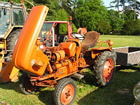 Tracteur, Renault Type R 7053 (pris a Lyon, le 12-05-2008) (1)